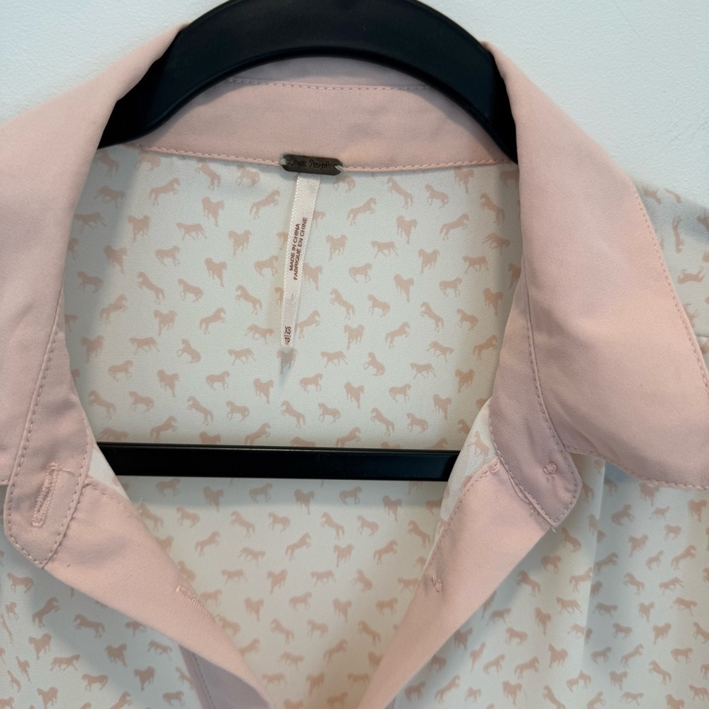 Free People White & Pink Horse Print Button Up Long Sleeve Sheer Blouse XS - Picture 6 of 10